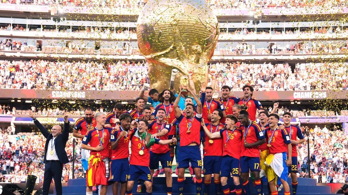 Llorente dijo basta: a 46 días de la copa, el motor del Atlético le cuelga los botines a la selección