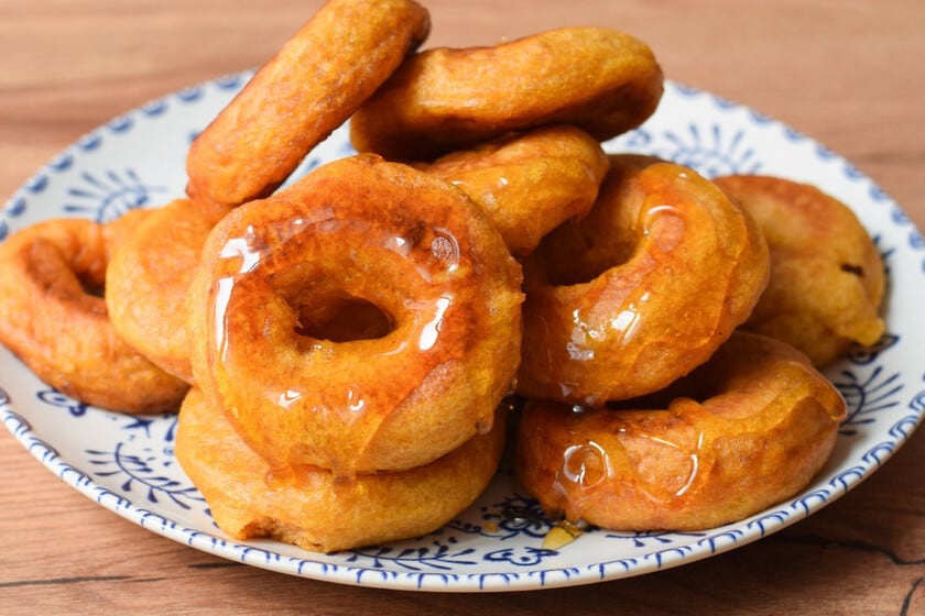 Picarones: la rosquilla peruana donde se cruzan la calabaza andina y la repostería traída del Viejo Mundo