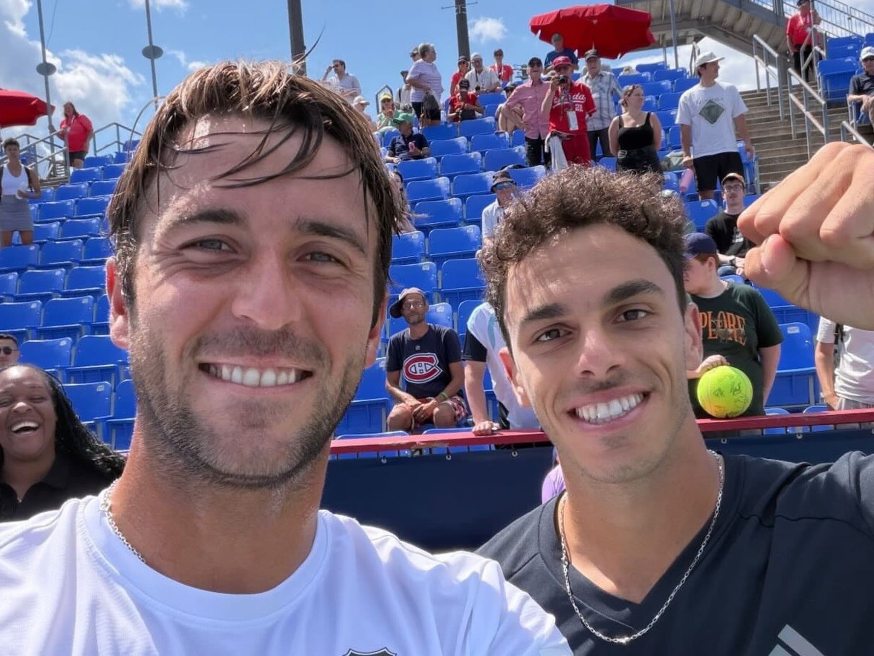 Doble festejo albiceleste en Nueva York: Cerundolo y Etcheverry, mano a mano en los octavos del US Open