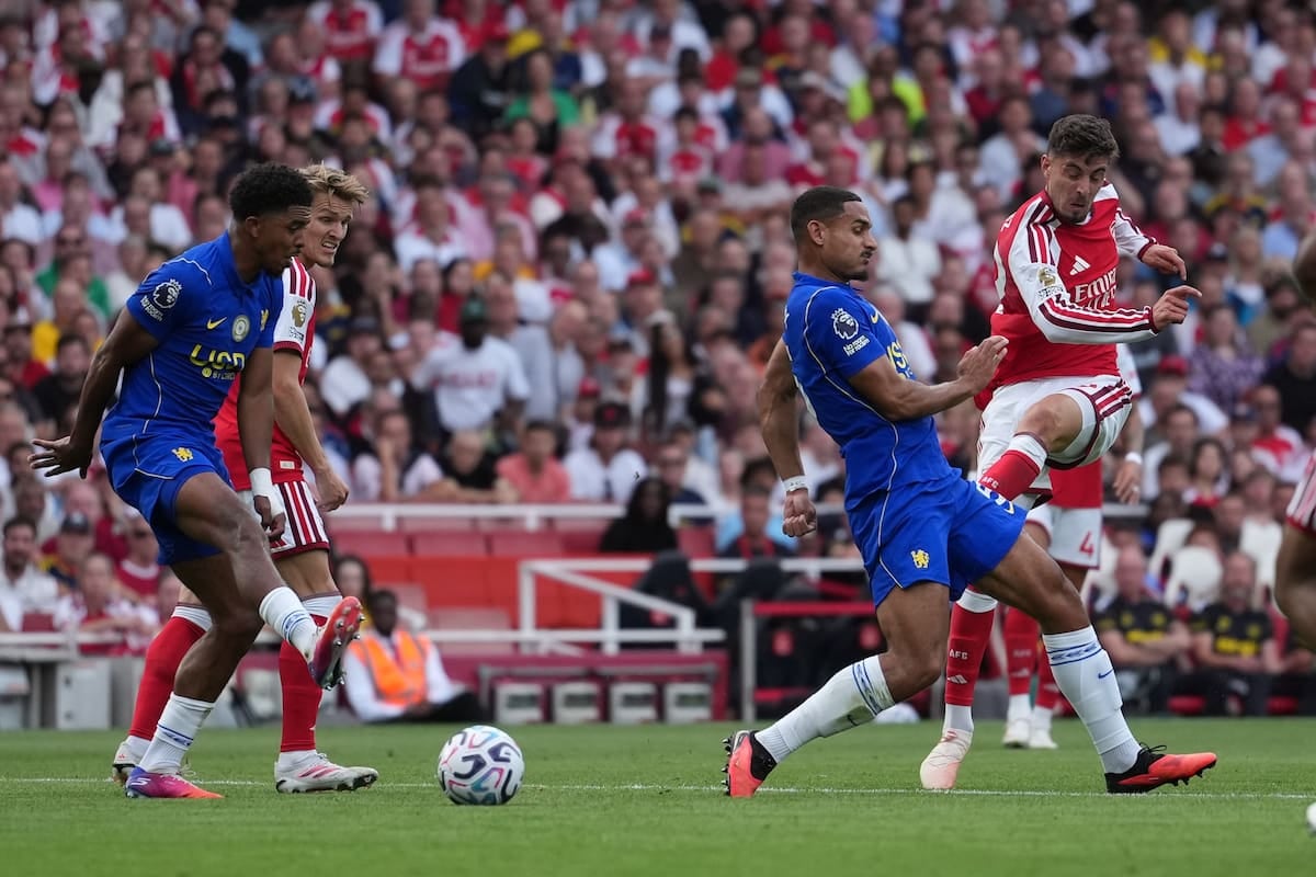 Arsenal lo dio vuelta en un partidazo, le ganó 2-1 al Chelsea y es puntero con puntaje ideal
