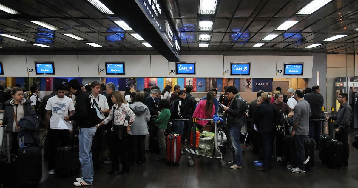 Récord de turismo extranjero en el primer semestre: la Argentina recibió más visitantes de lejos y menos de la frontera