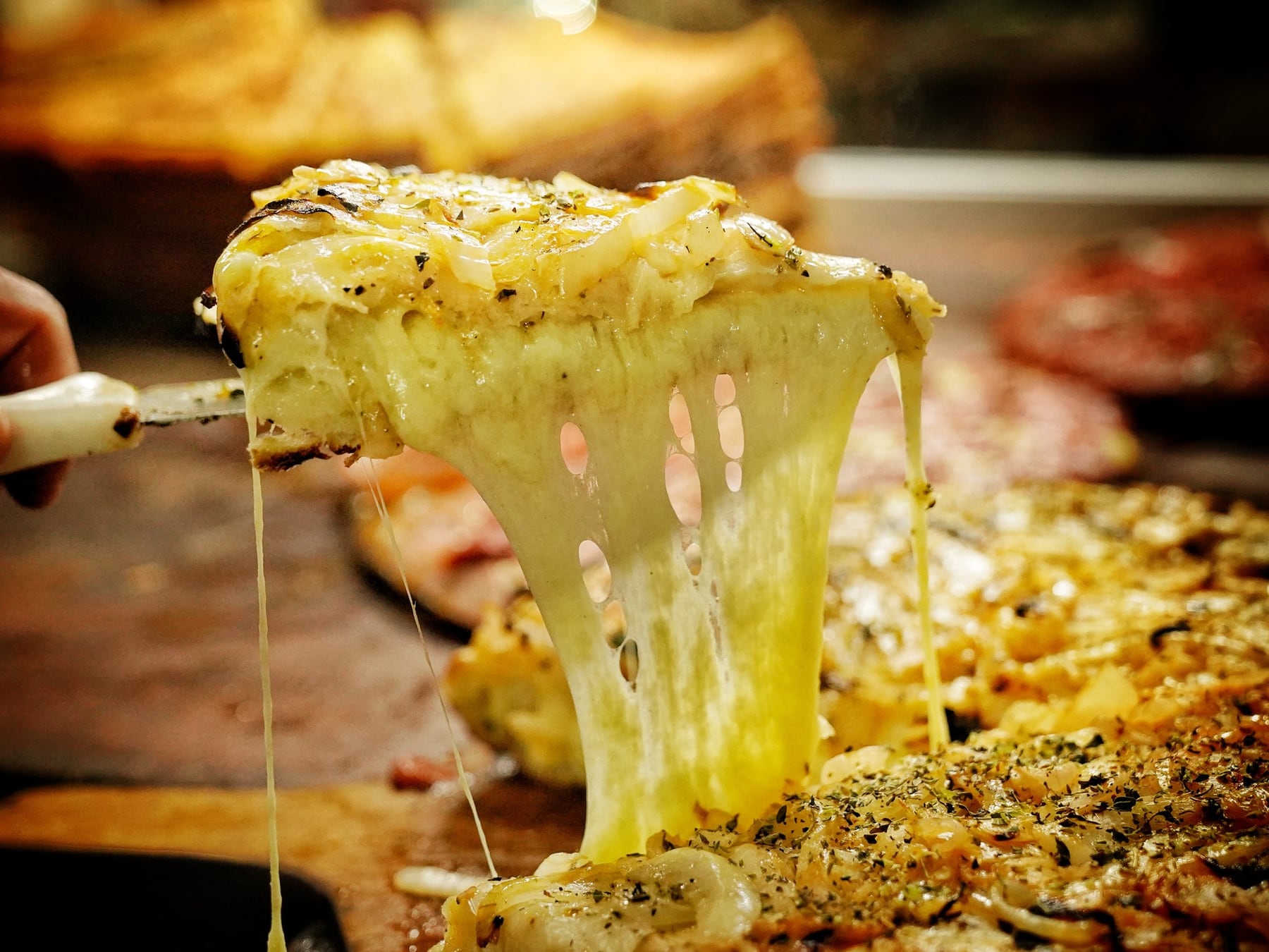 Siete platos para armar el menú semanal: de la pasta italiana al guiso francés, con versiones accesibles y un dulce apto para celíacos