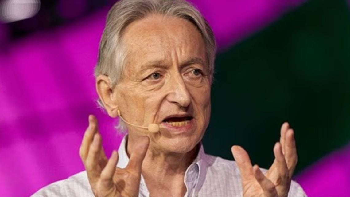 Hinton eleva la alarma: la inteligencia artificial podría superar a la humanidad antes de 2055