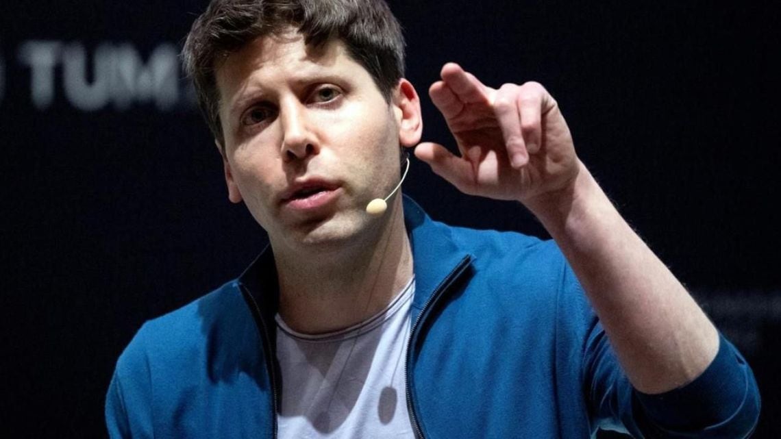 Sam Altman traza la línea roja: o la humanidad manda sobre la IA o alguien se queda con el mundo