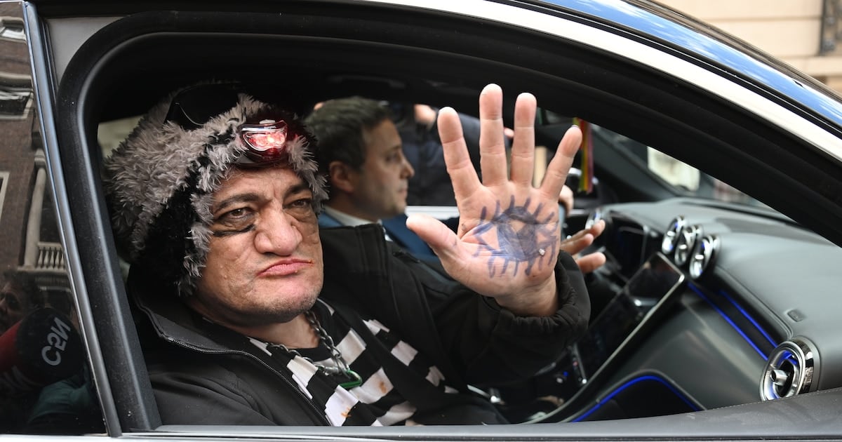 Se reanudó el juicio contra Pity Álvarez con la declaración de cuatro peritos forenses