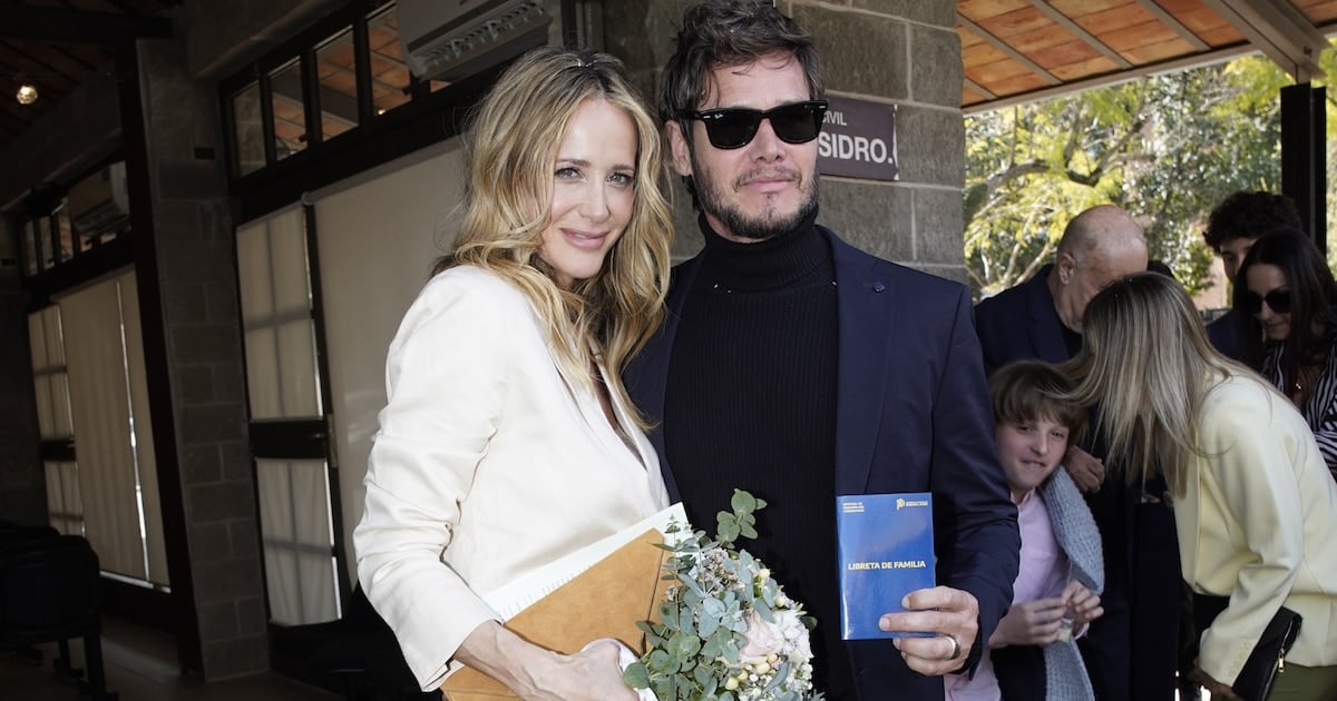 Julieta Prandi y Emanuel Ortega se dieron el sí en San Isidro: una boda para 36, con Palito mirando de cerca