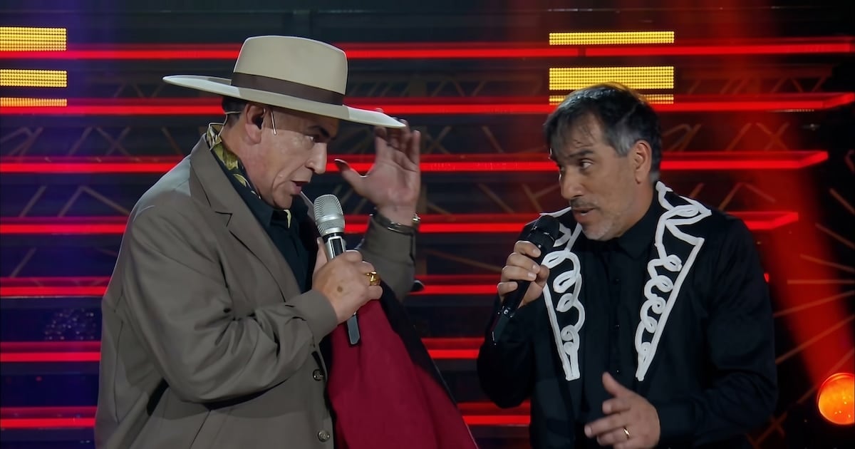 Pipino Cuevas se plantó en el escenario con el Chaqueño Palavecino y se ganó el voto del público en Es mi dreamed