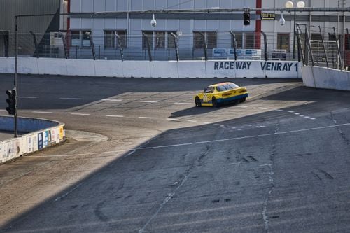 Werner volvió a ganar y se cargó 35 kilos al hombro: el Mustang que arrastra lastre y propio