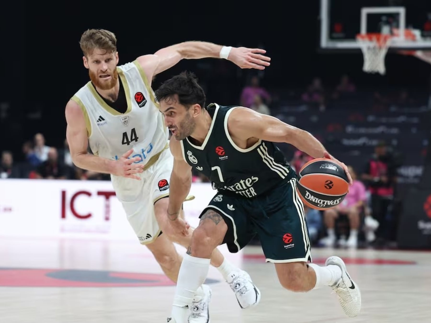 El Madrid de Campazzo y Deck arrancó la Euroliga con el corazón partío: cayó por un punto en Dubai