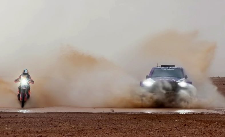 El salto grande de Caviglia y Vale: de reyes del Challenger a probar la Hilux de los más bravos
