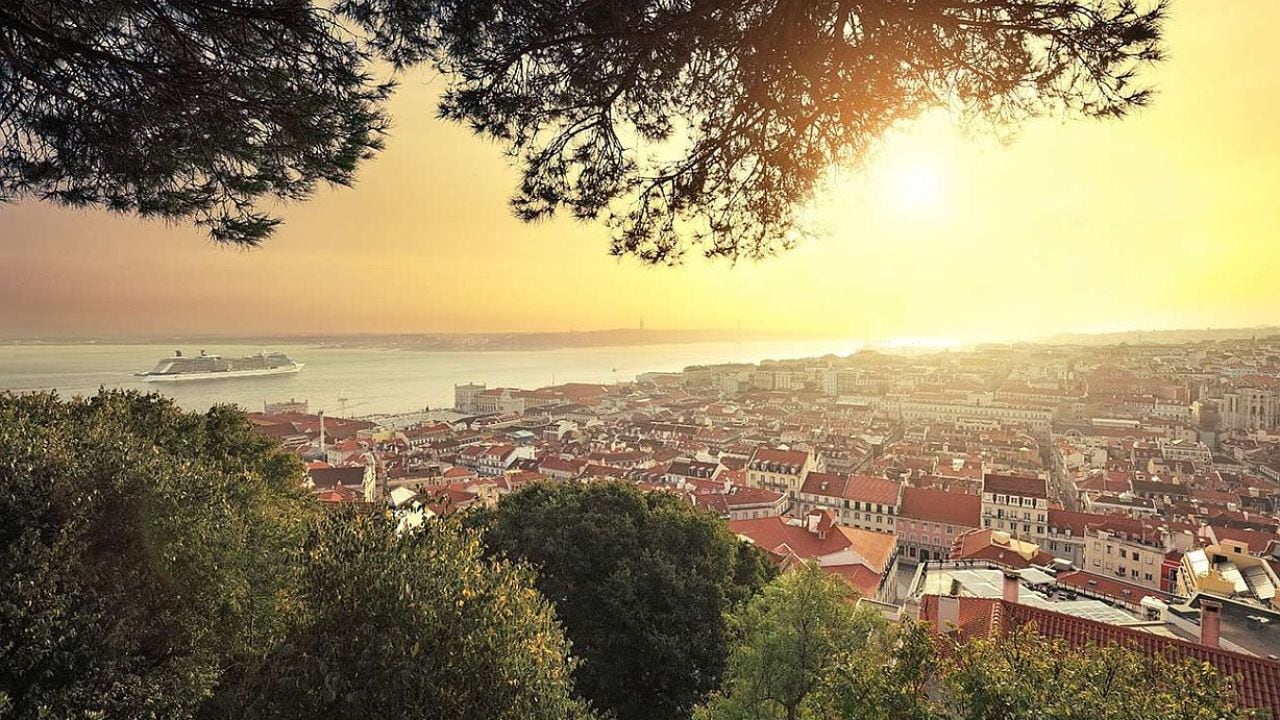 Lisboa, a un vuelo de distancia: la nueva conexión vía Río de Janeiro y todo lo que hay para ver en la capital portuguesa