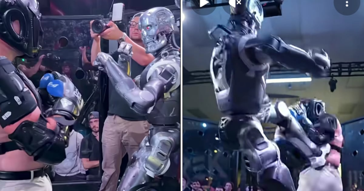 Un influencer se subió a la jaula con un robot humanoide en San Francisco y terminó con la mano rota y una multa en la puerta