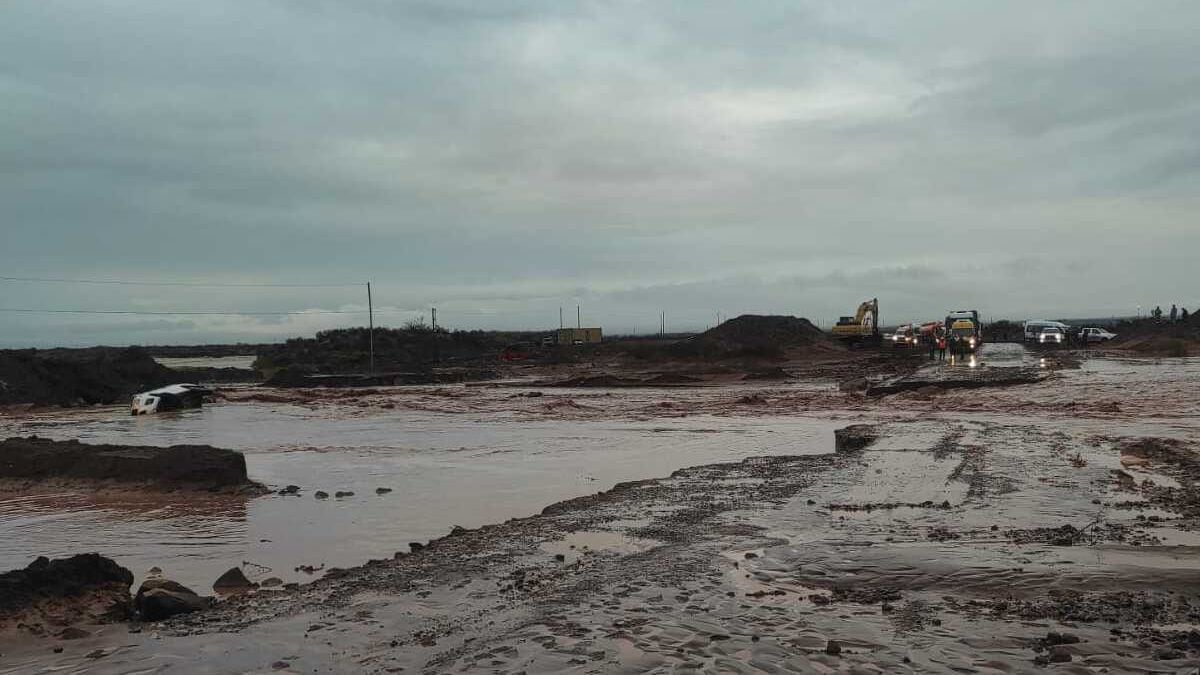 Rincón de los Sauces bajo el agua: medio centenar de auxilios y una ruta clave fuera de servicio