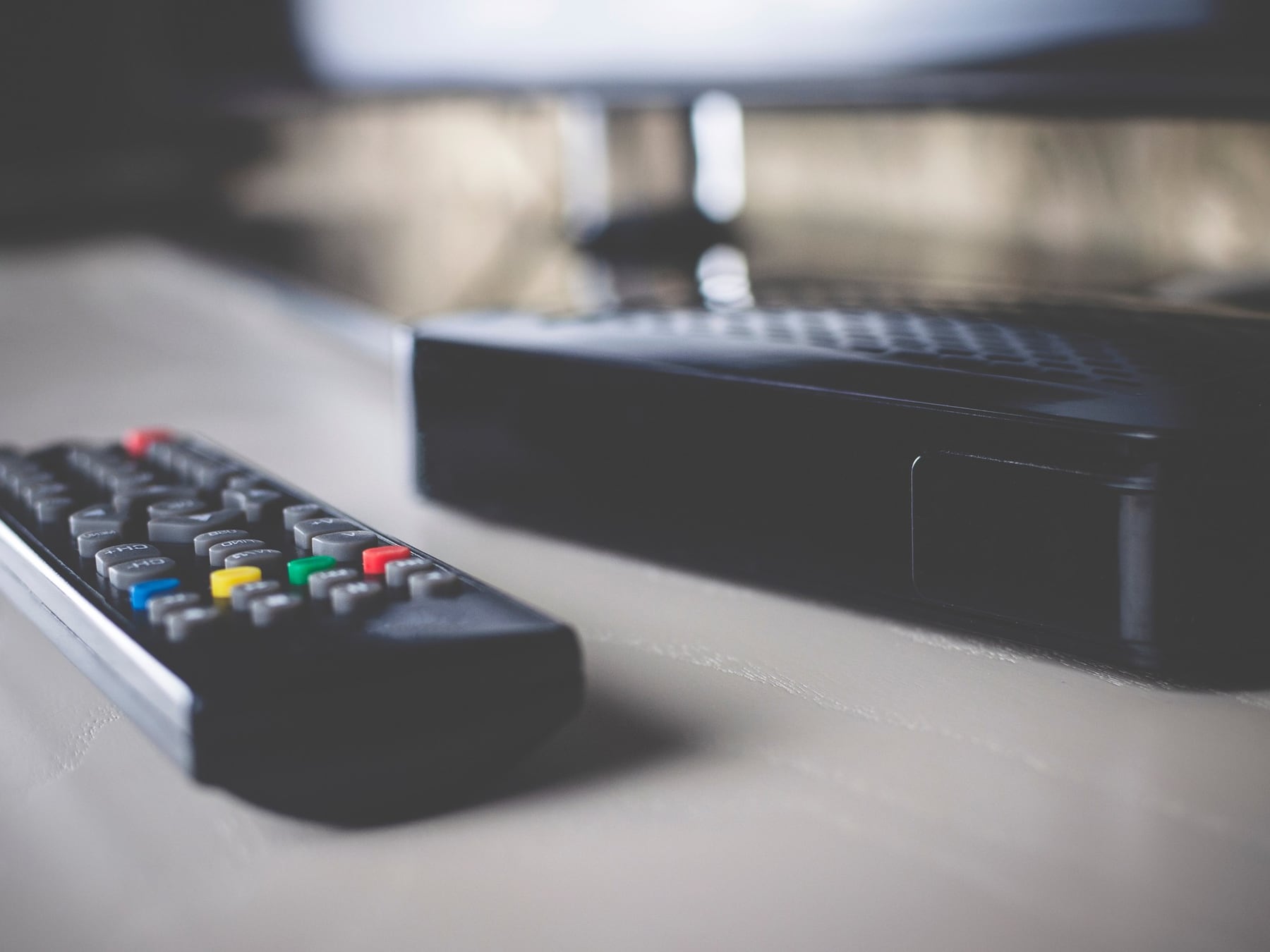 TV boxes económicas: un equipo comprometido de origen puede convertir la red del hogar en pasarela de actividades ilícitas