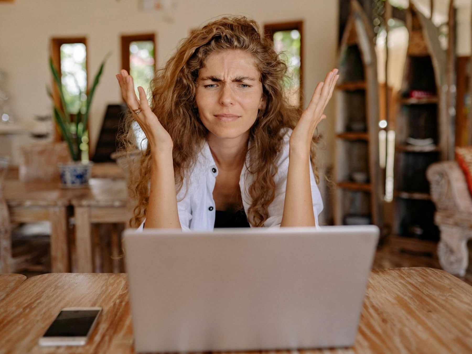 Cortisol, la hormona que el cuerpo necesita y que las redes quieren vender como enemiga