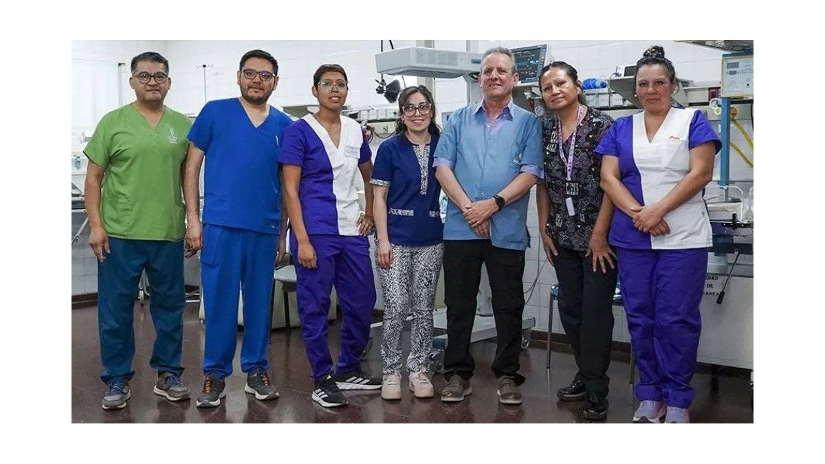 Treinta y un años viendo crecer a los chicos del barrio: la historia del pediatra que se jubiló entre las camillas del Heller