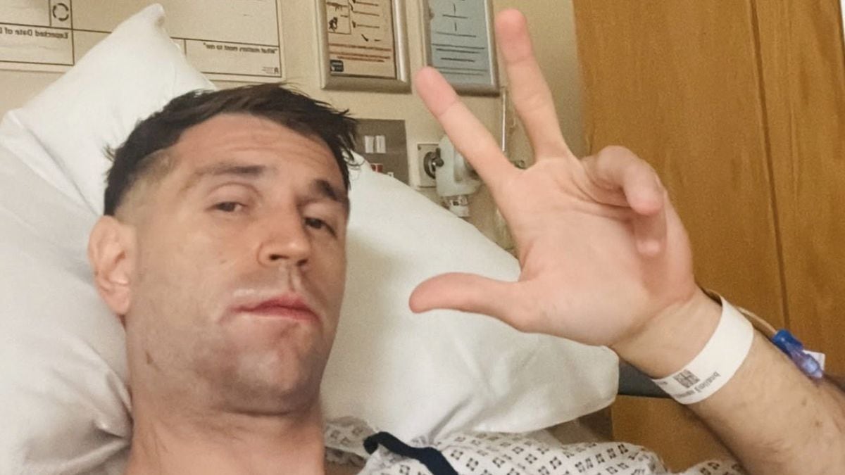 Dibu Martínez, operado y con el arco en cero: gracias a una corazonada que no fue