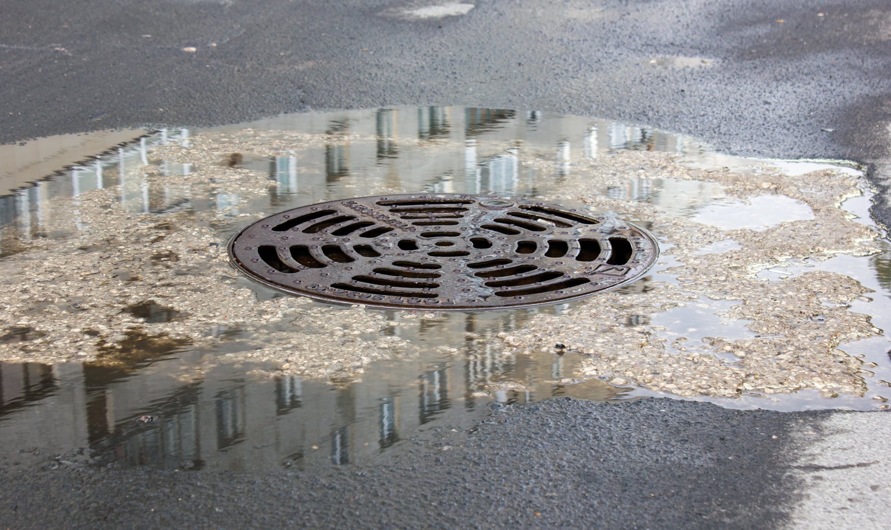 Tormentas en Neuquén: el manual de supervivencia que la ciudad necesita antes de que caiga el agua