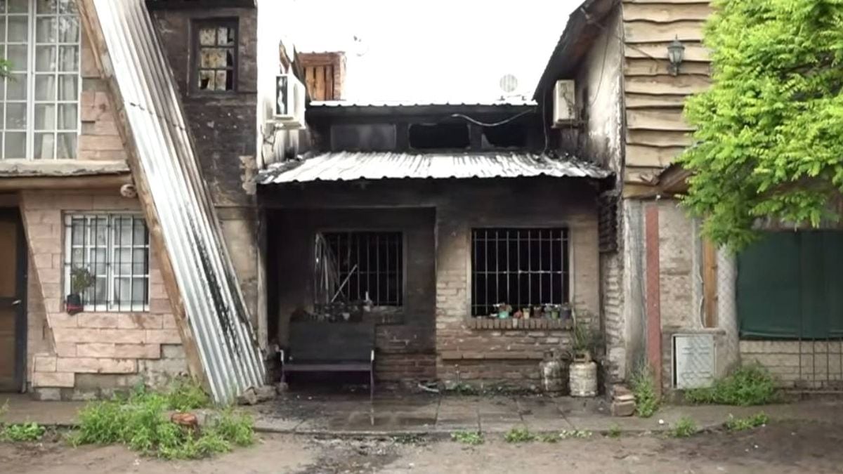 Una familia de Neuquén escapó ilesa de un incendio que arrasó con su casa